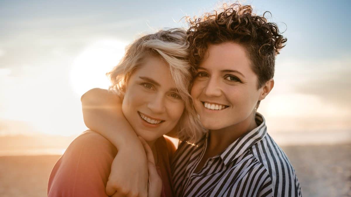 My Lesbian Girlfriend Wants an Open Relationship picture